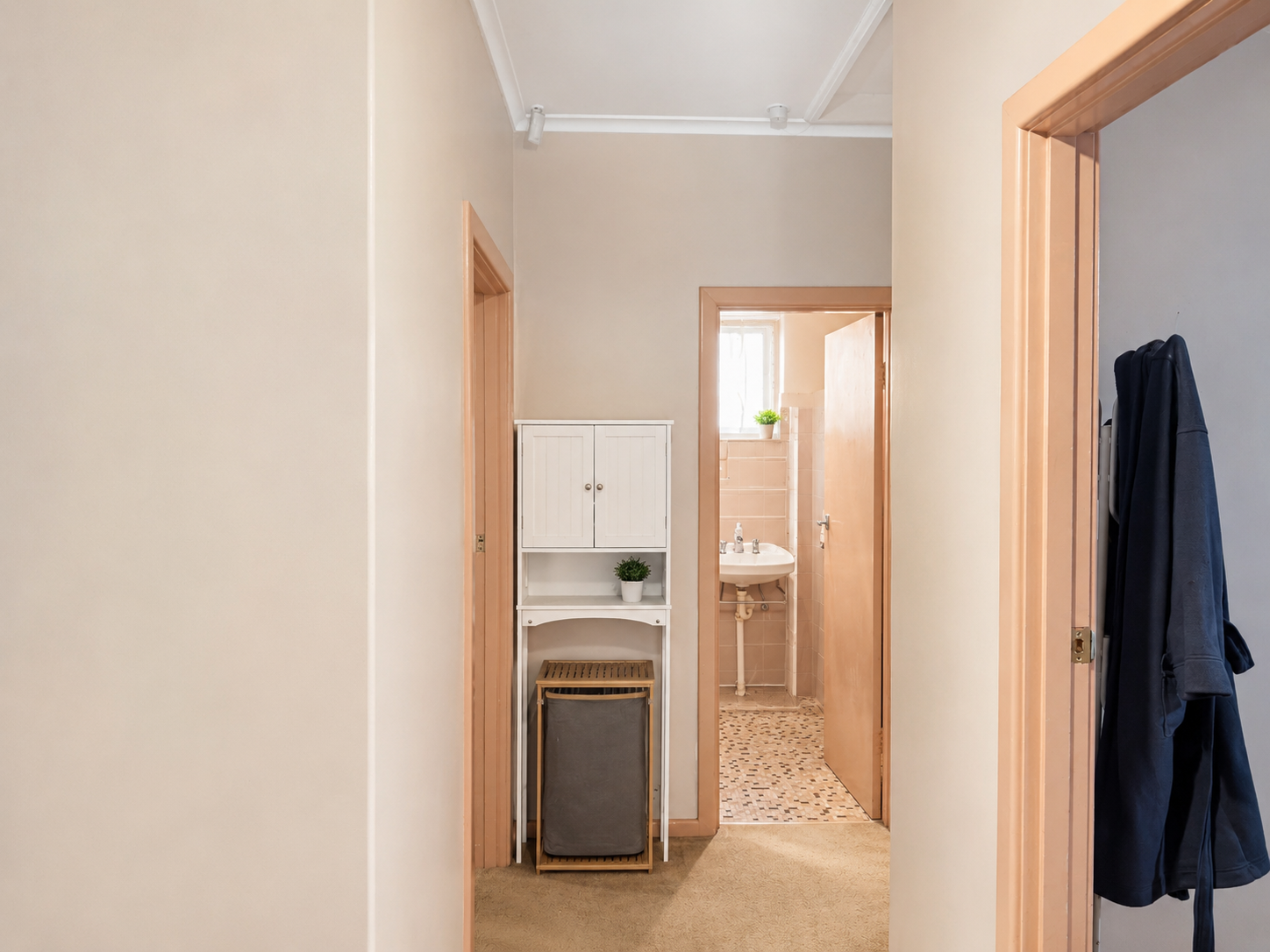 33 Nicholson Terrace living