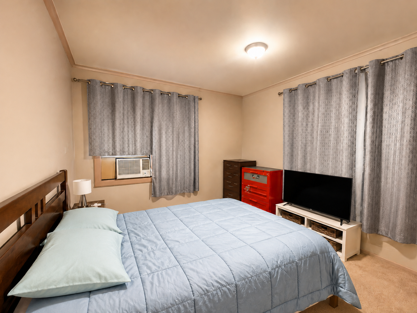 33 Nicholson Terrace bedroom